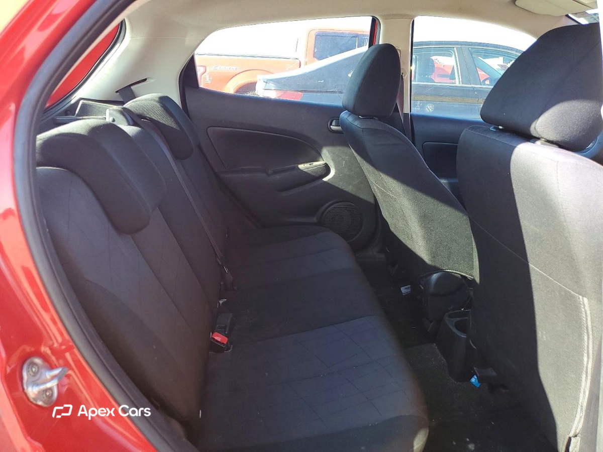 Mazda 2 2013