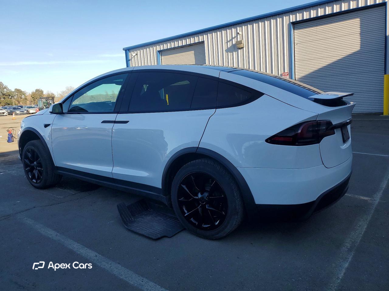 Tesla Model X 2024