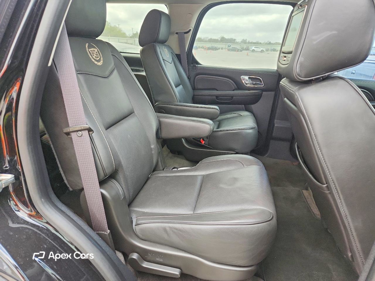 Cadillac Escalade 2013