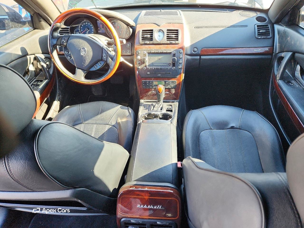 Maserati Quattroporte 2010