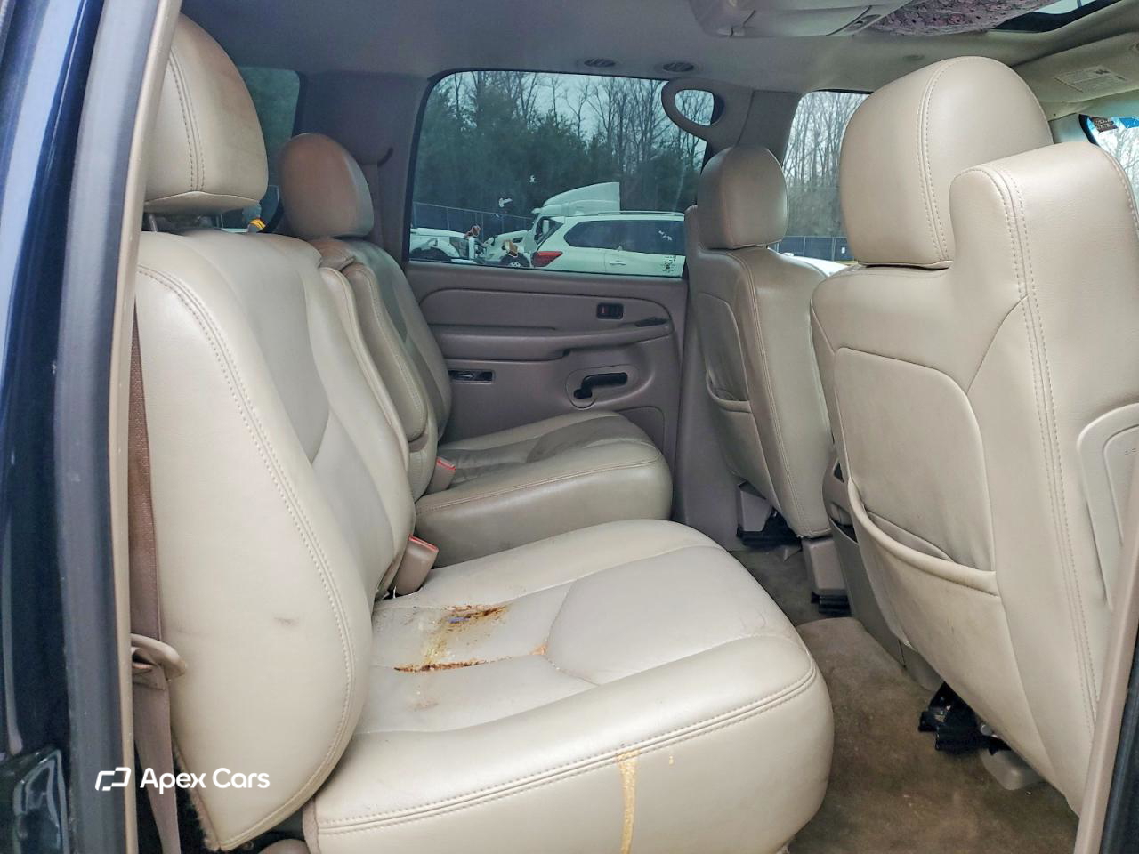 Chevrolet Suburban 2004