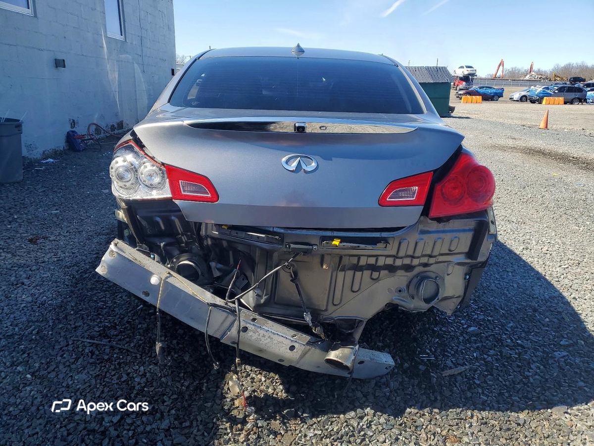 Infiniti G 2013