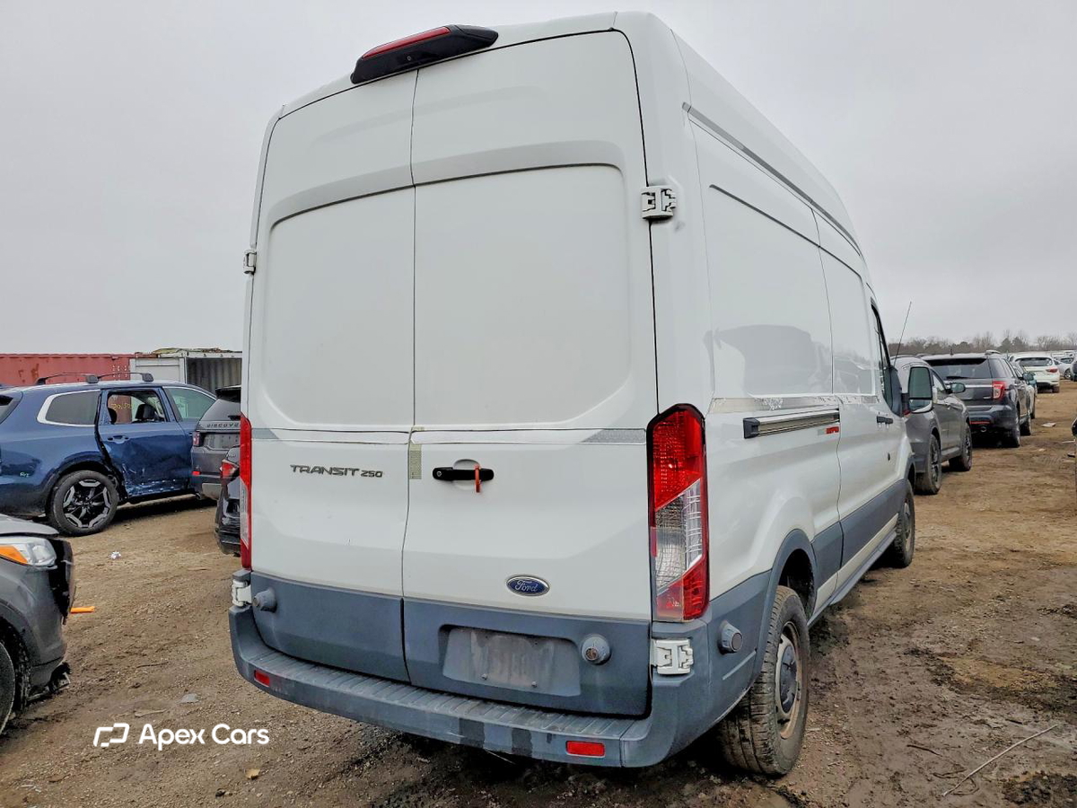 Ford Transit 2018