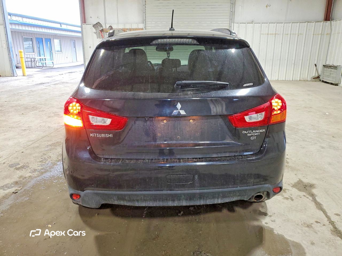 Mitsubishi Outlander 2016
