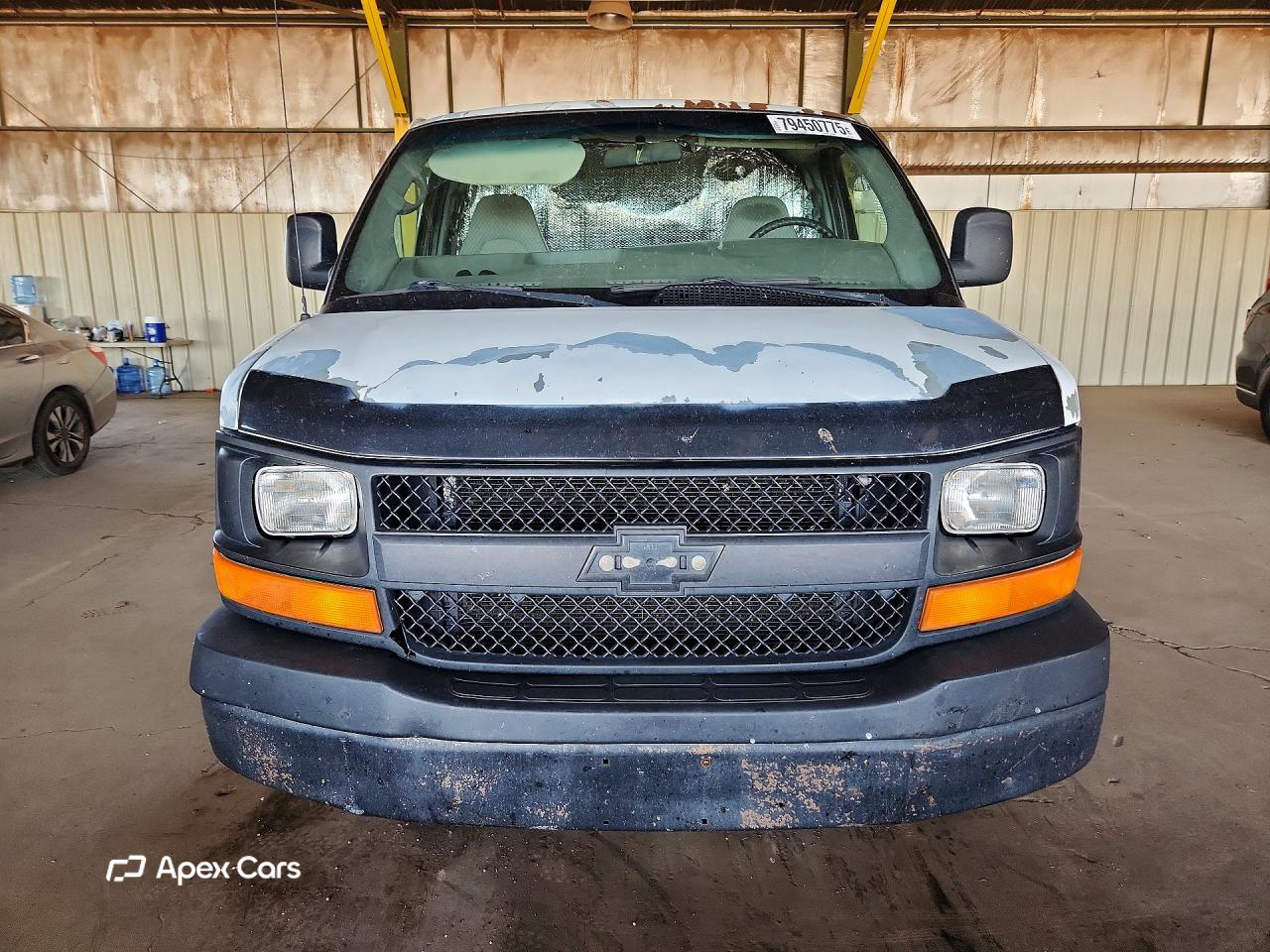 Chevrolet Express 2005