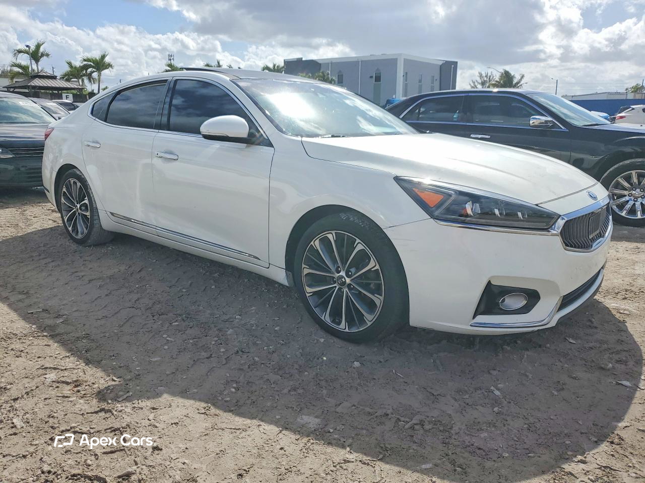 Kia Cadenza 2017