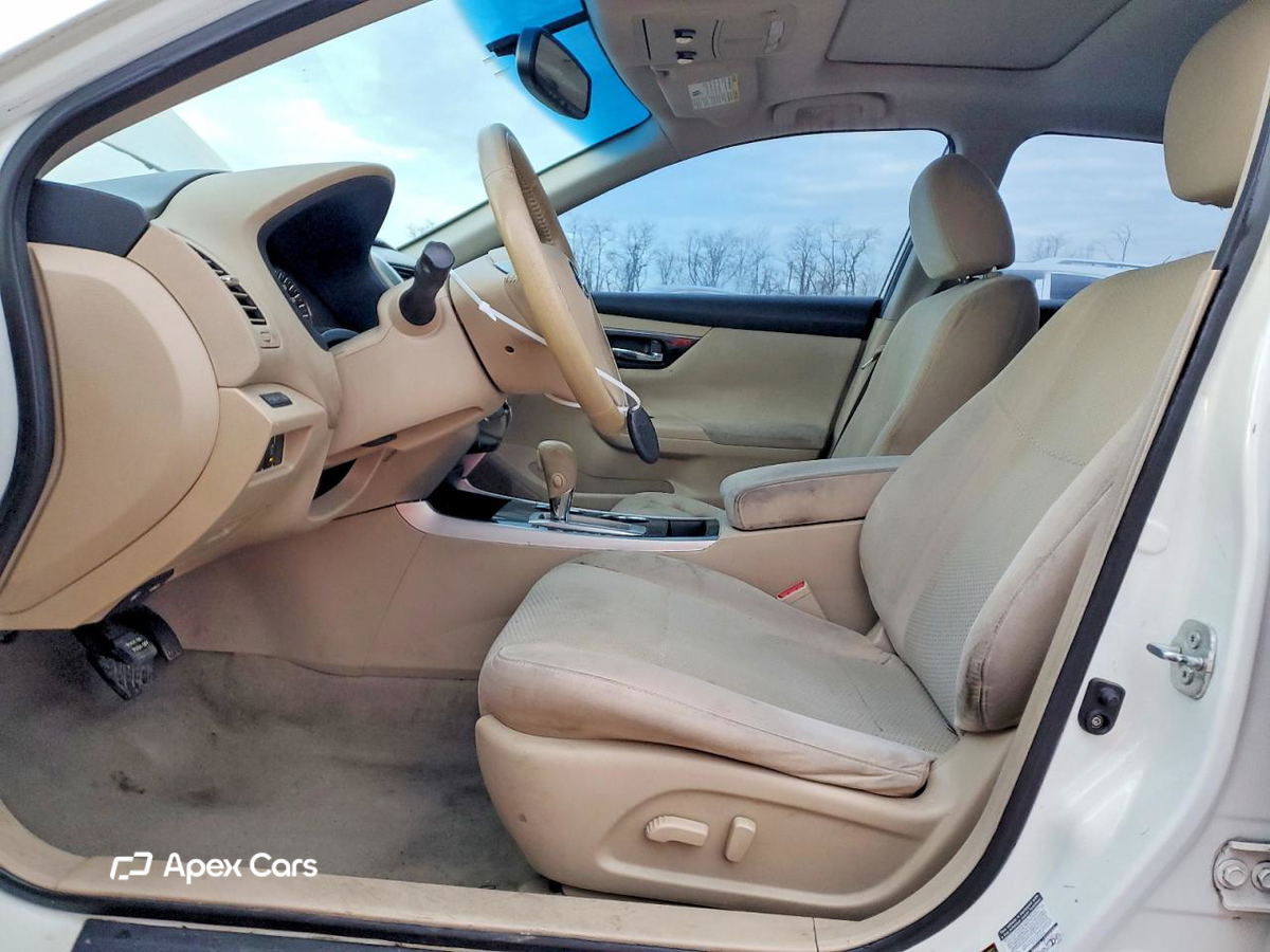 Nissan Altima 2014