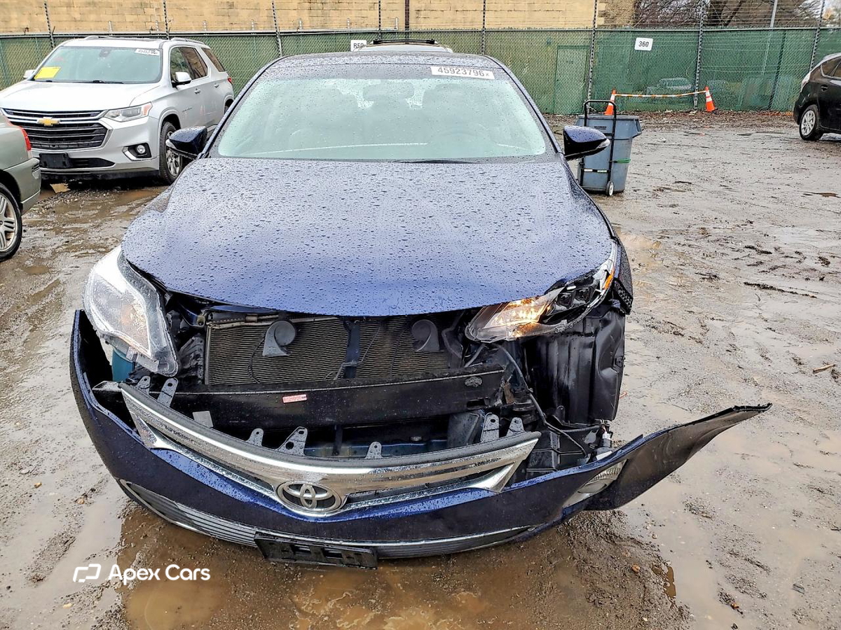 Toyota Avalon 2013