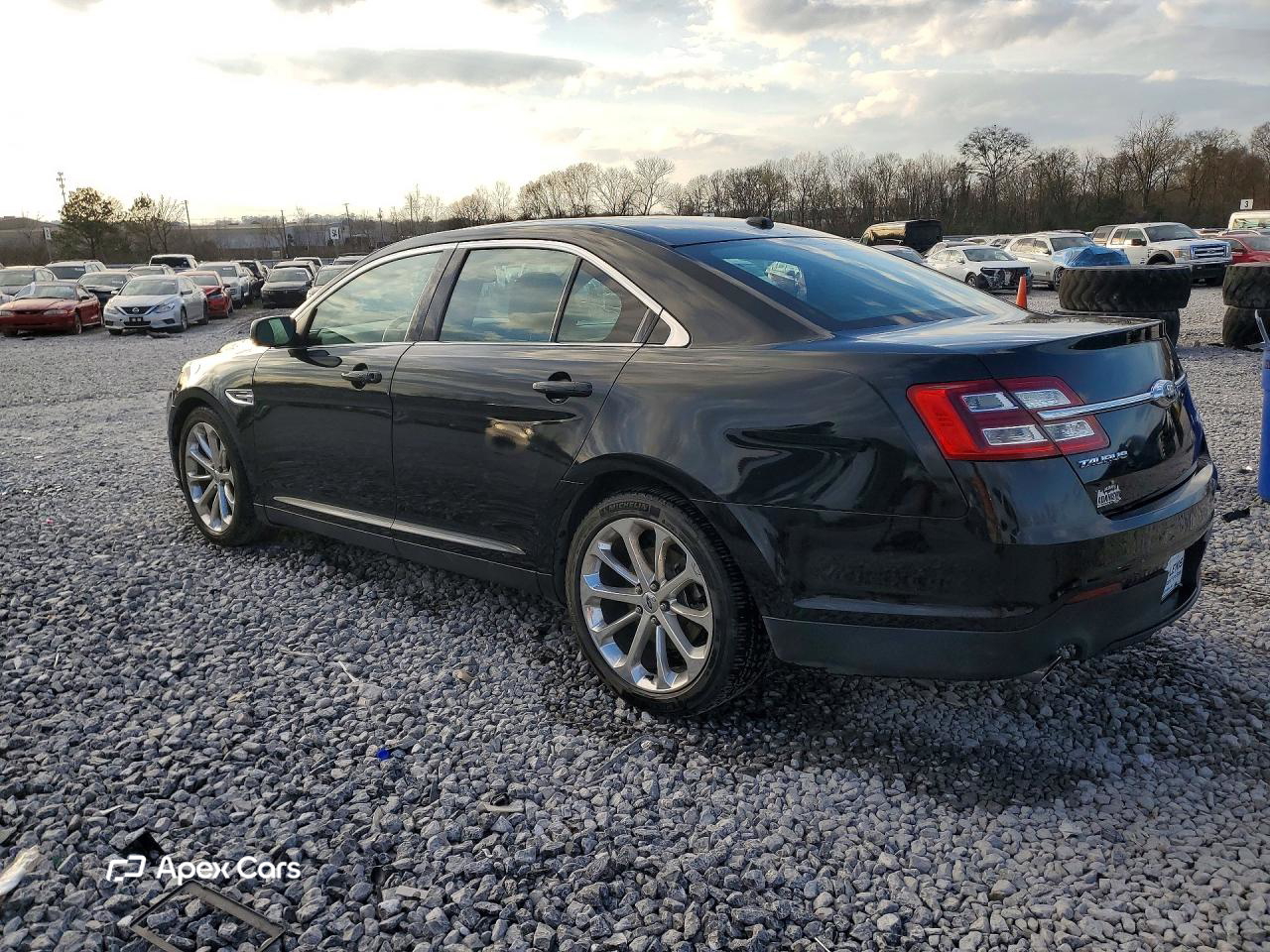 Ford Taurus 2013