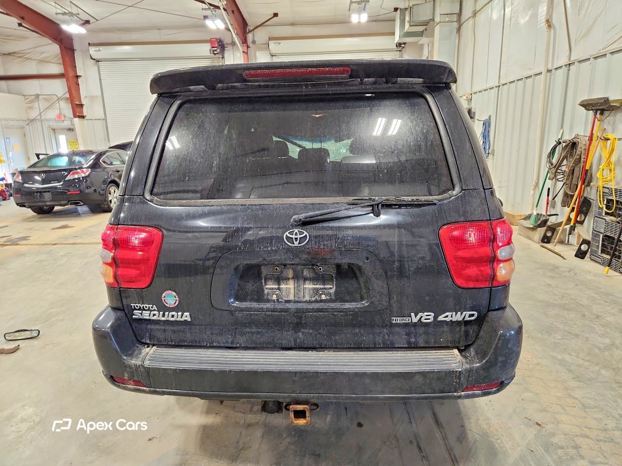 Toyota Sequoia 2004