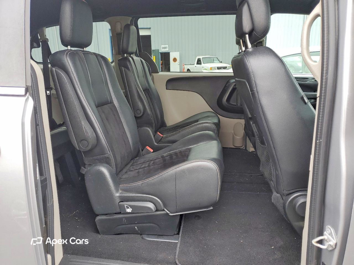 Dodge Caravan 2017