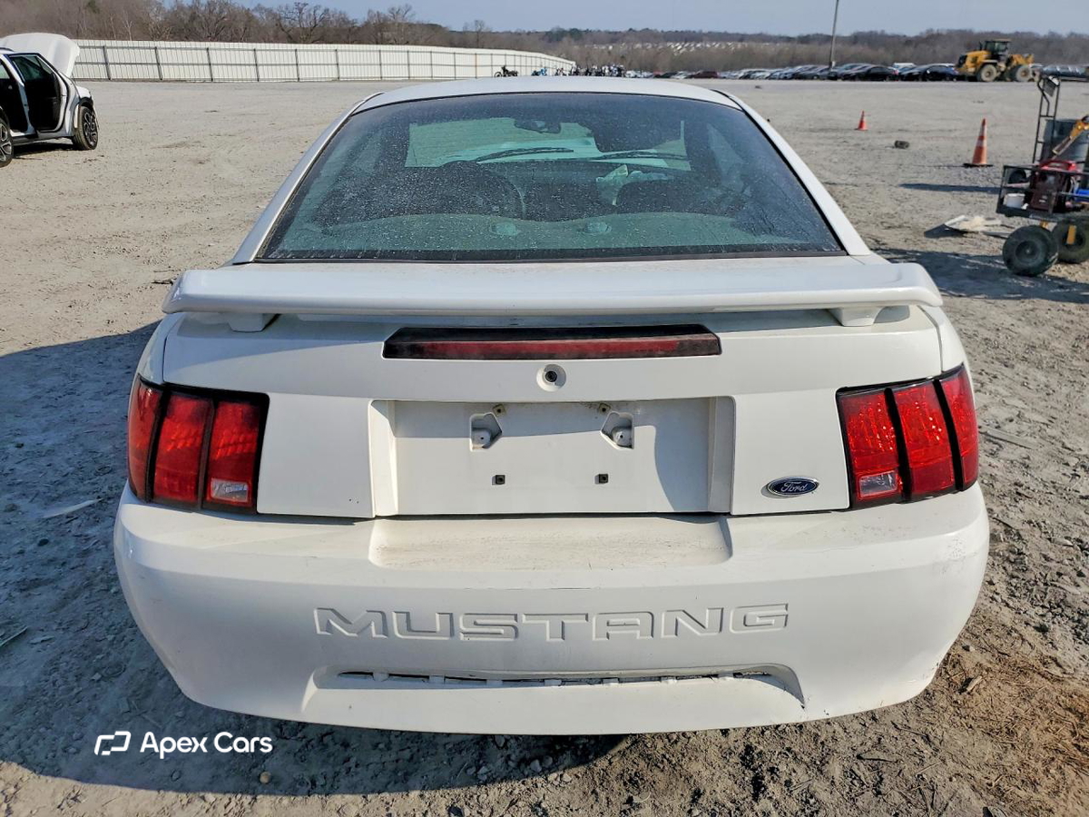 Ford Mustang 2003