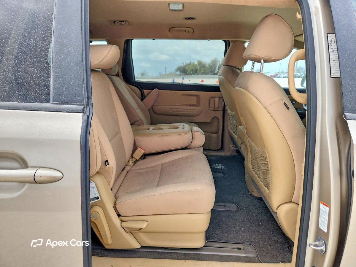 Kia Sedona 2016