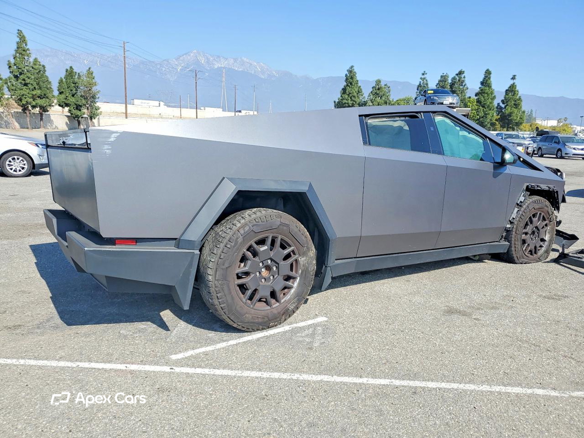 Tesla Cybertruck 2024