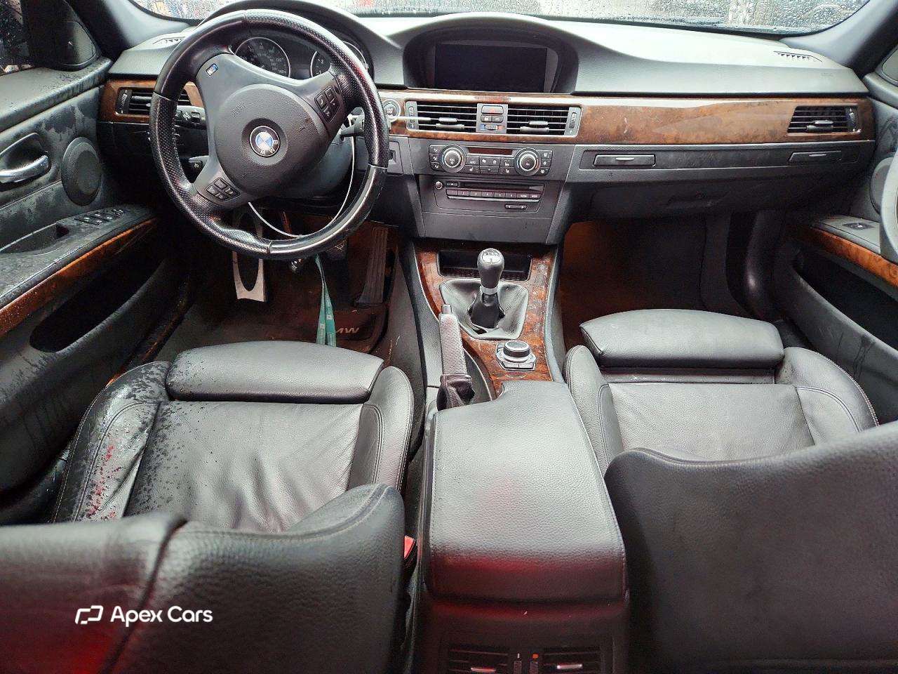 BMW Series 3 2010