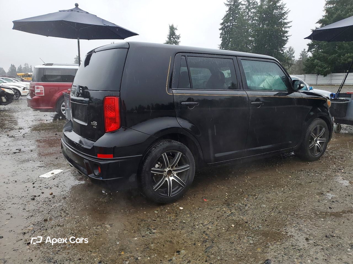 Scion xB 2009