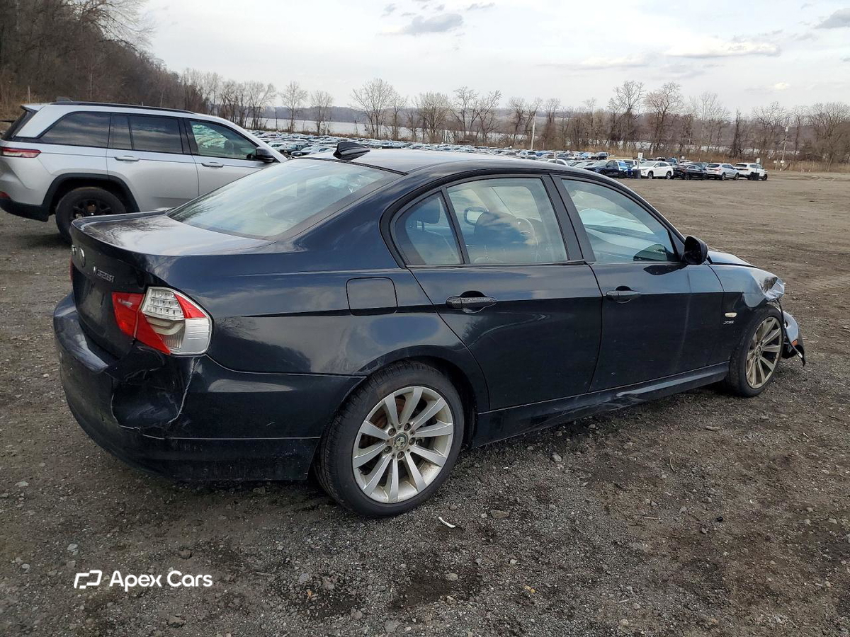 BMW Series 3 2011