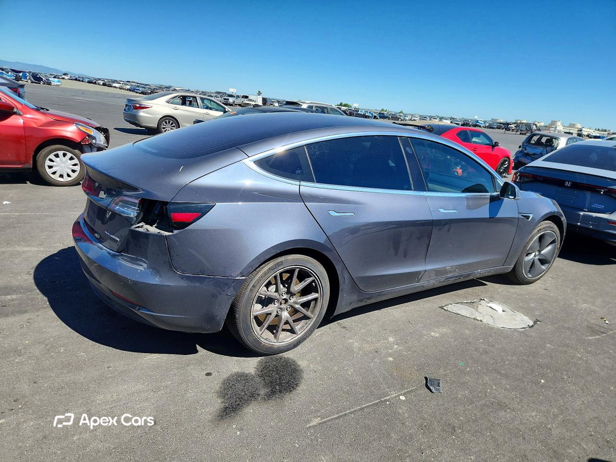 Tesla Model 3 2018