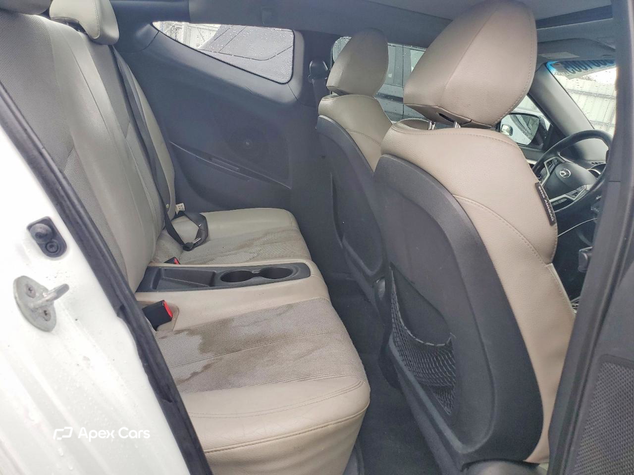 Hyundai Veloster 2013