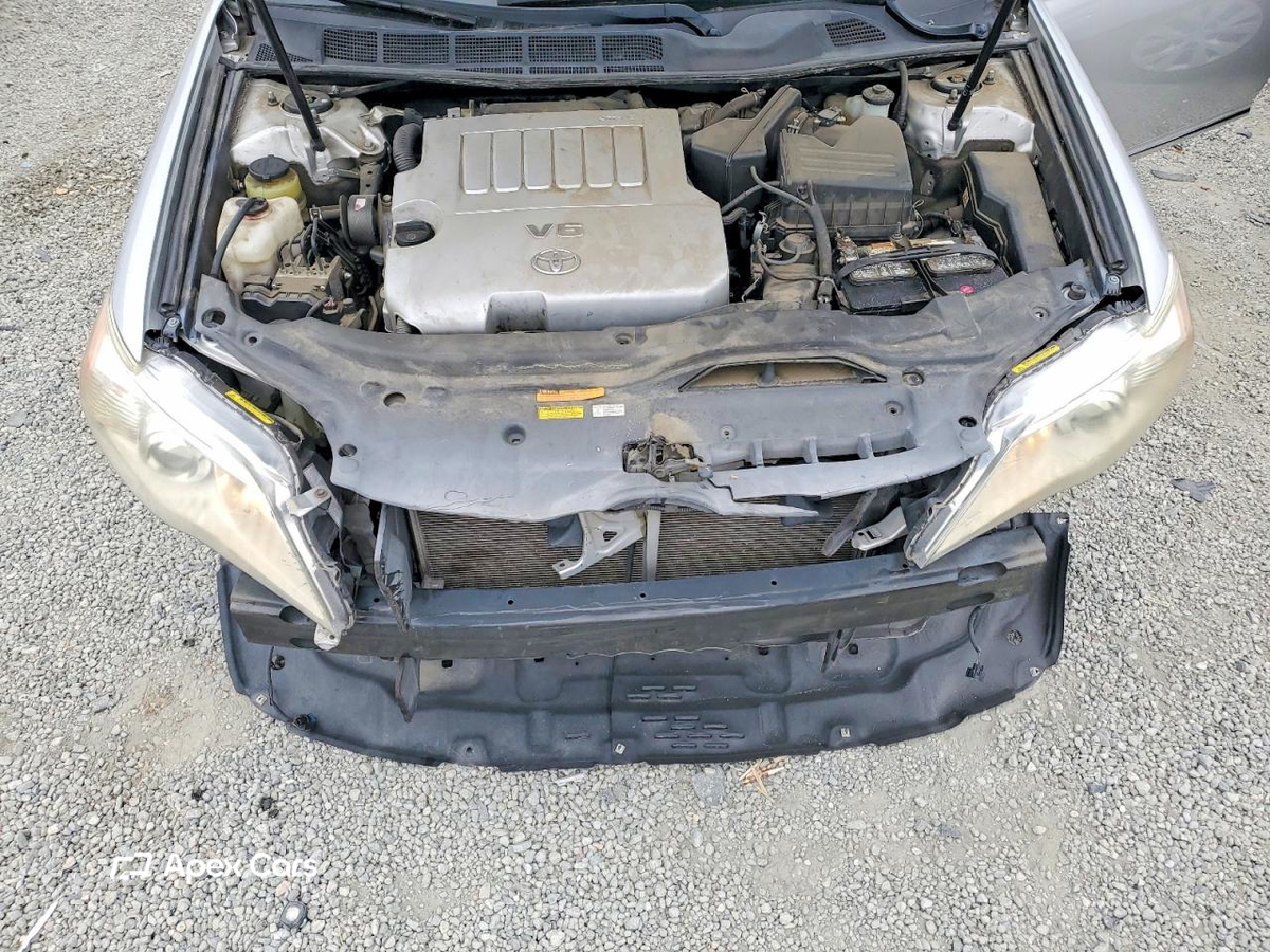Toyota Avalon 2011