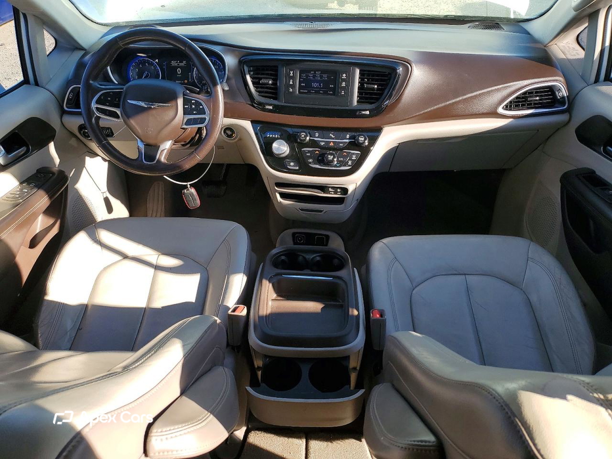 Chrysler Pacifica 2017