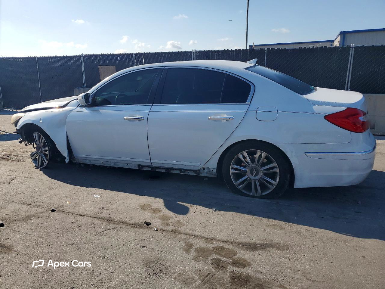 Hyundai Genesis 2012