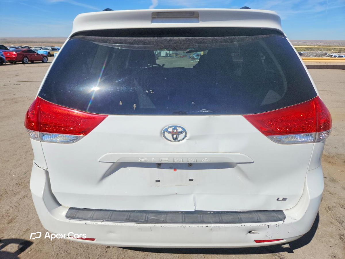 Toyota Sienna 2014