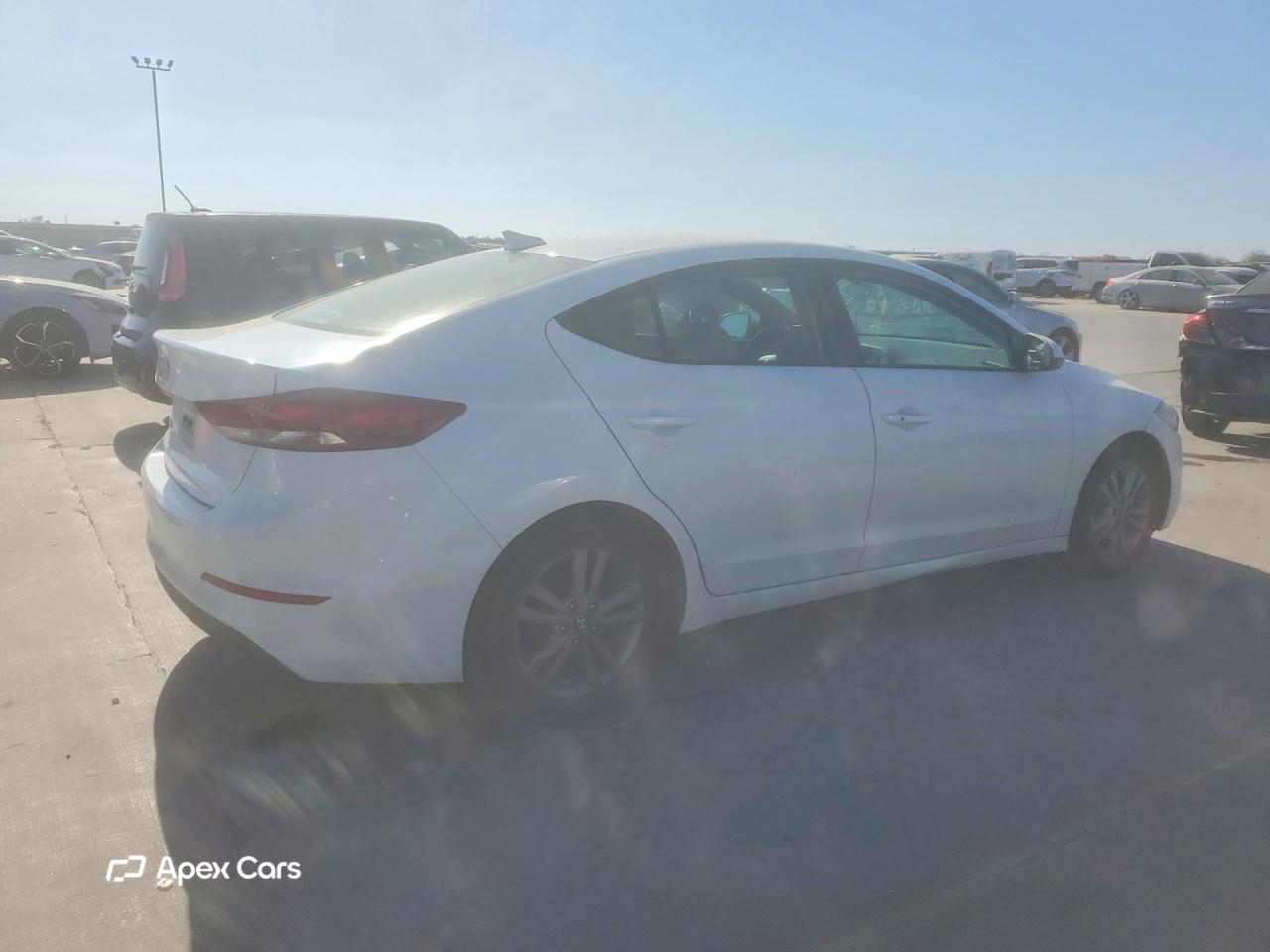 Hyundai Elantra 2017