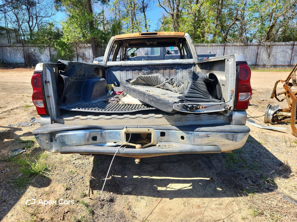 Chevrolet Silverado 2004