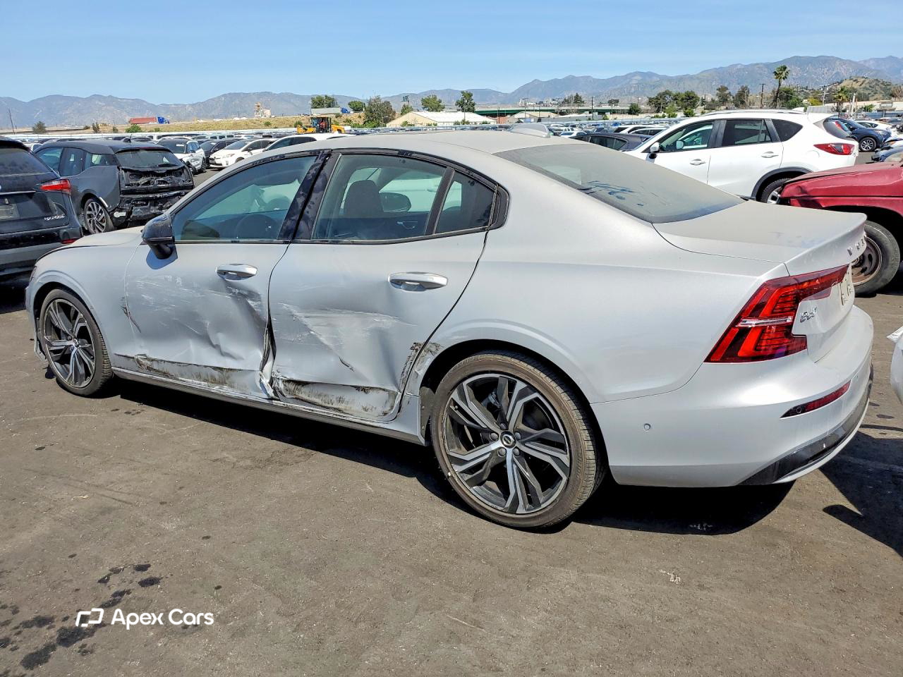 Volvo S60 2024