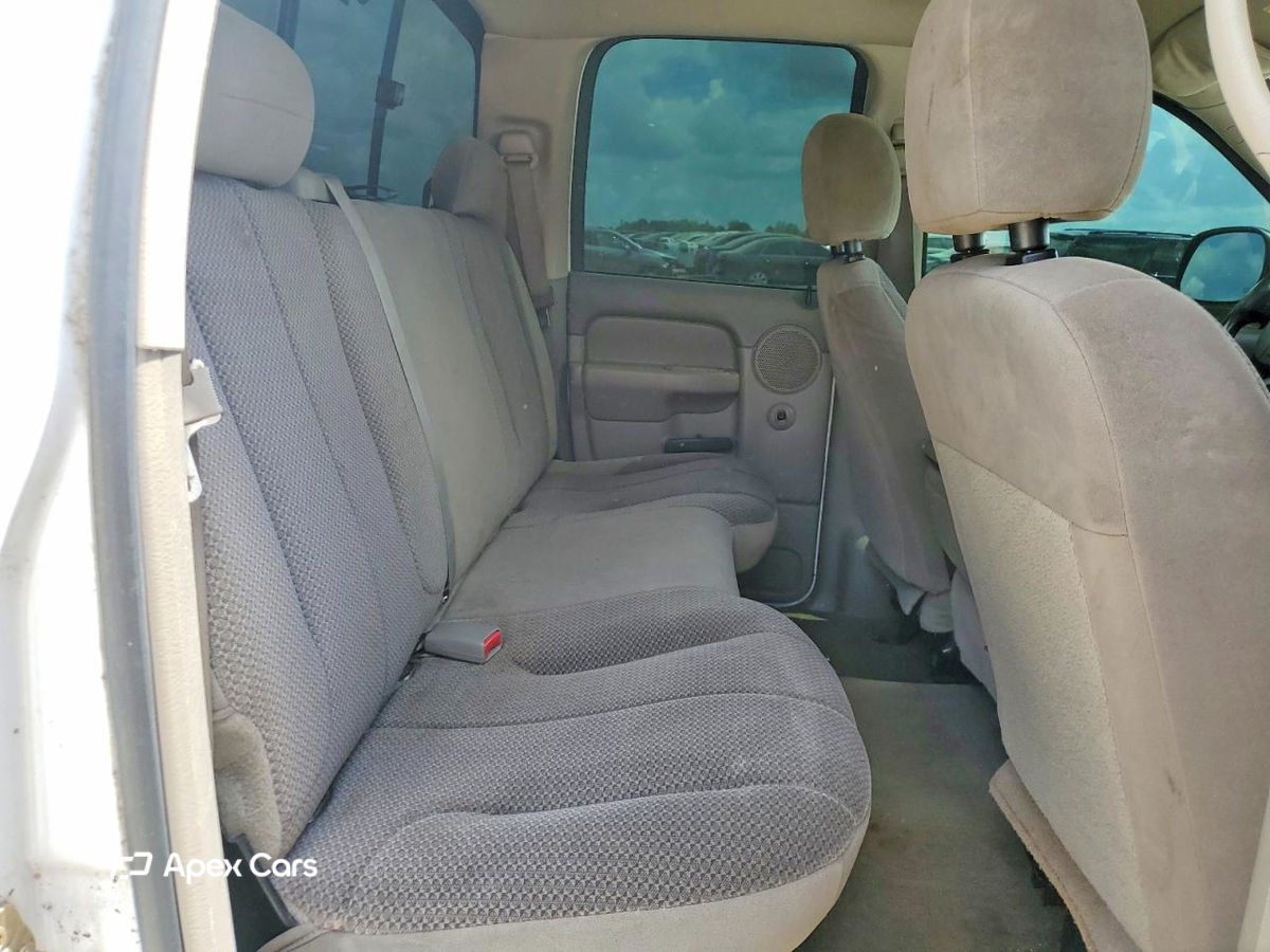 Dodge RAM 2005