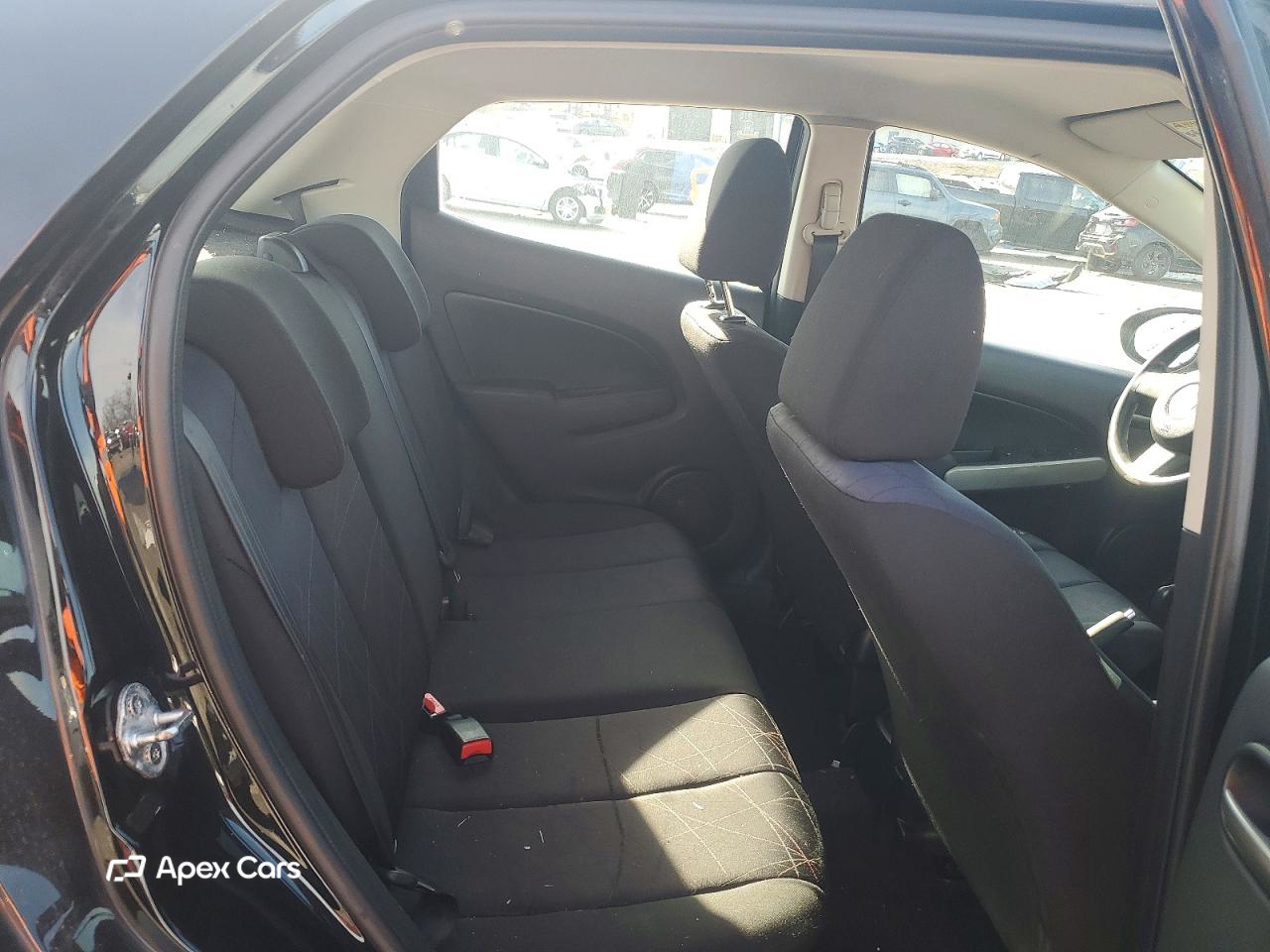 Mazda 2 2012