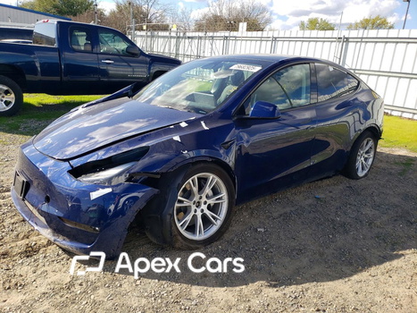 Tesla Model Y 2022 - Image 1 of 13