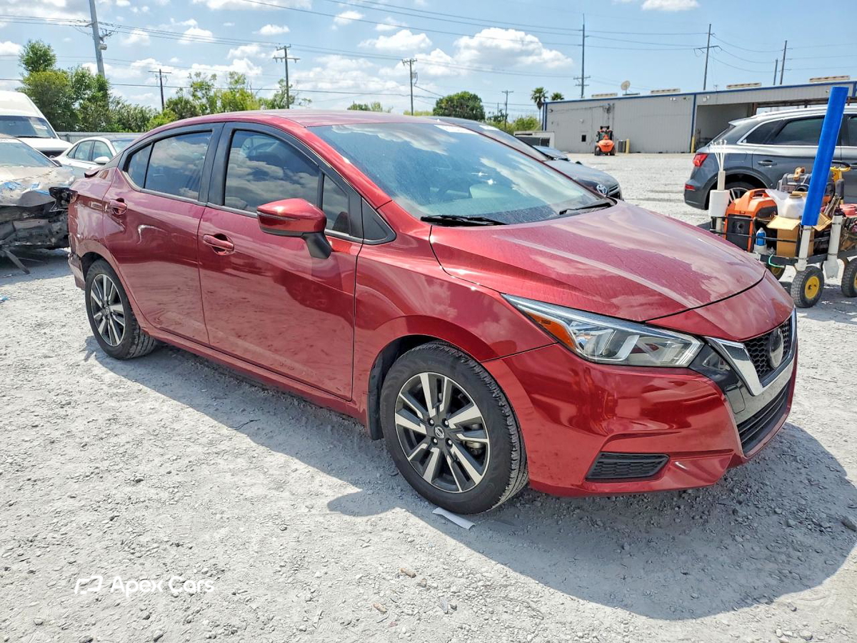 Nissan Versa 2021