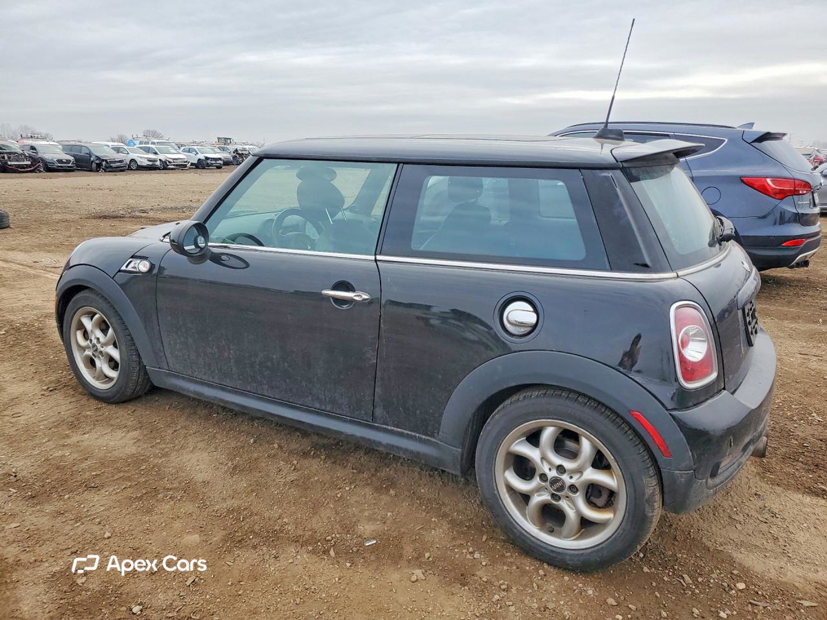 MINI Cooper 2011