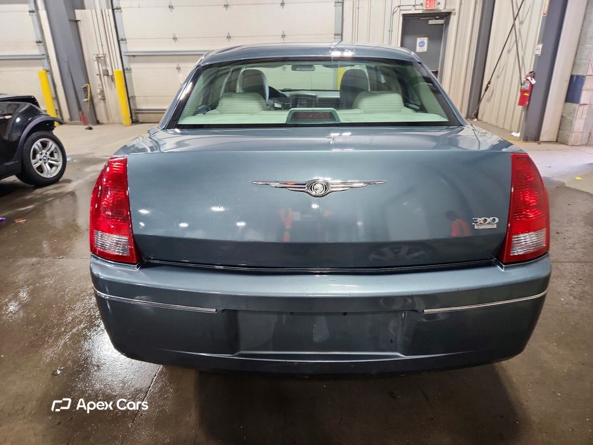 Chrysler 300 2005