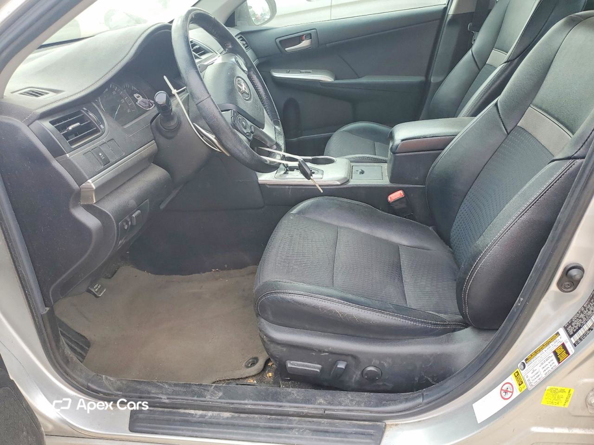 Toyota Camry 2012