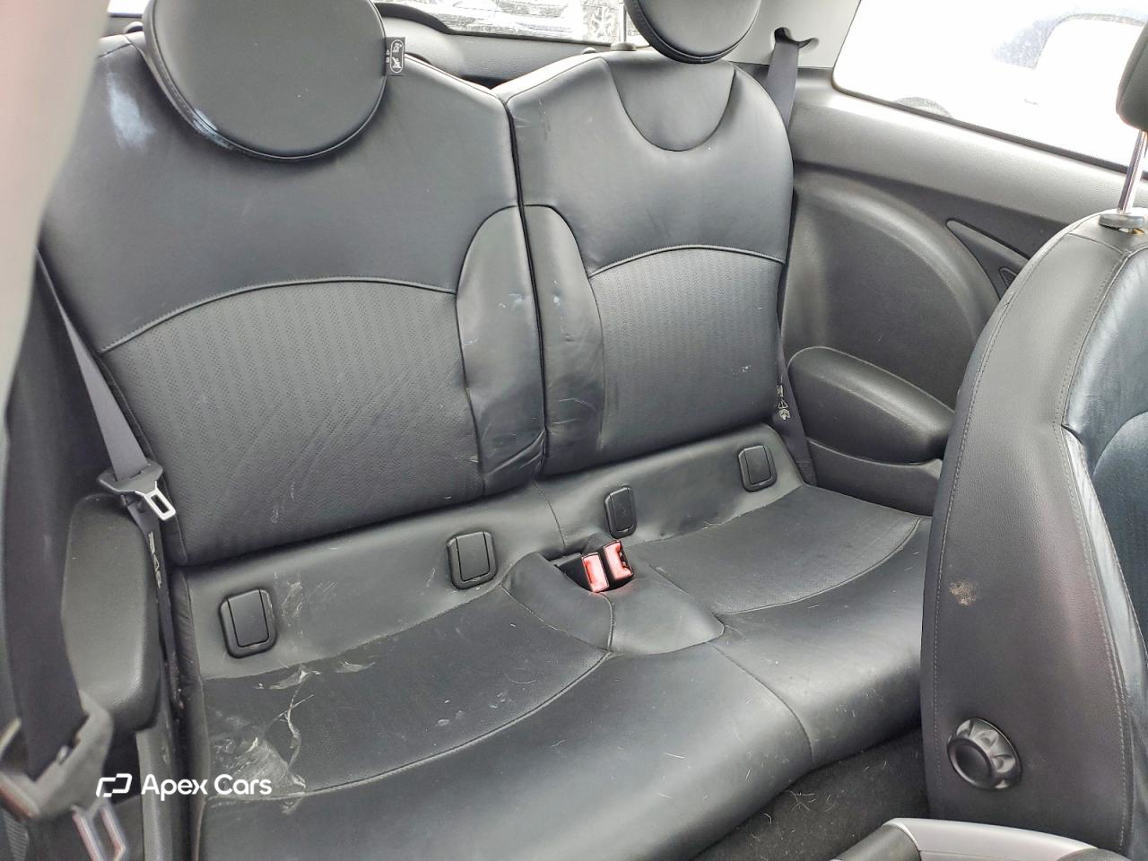MINI Cooper 2010