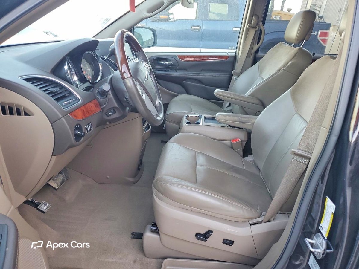 Chrysler Voyager 2015