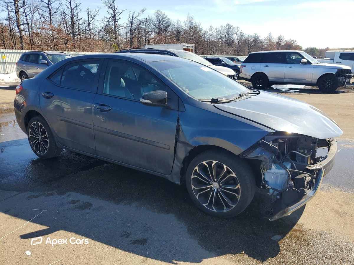 Toyota Corolla 2015