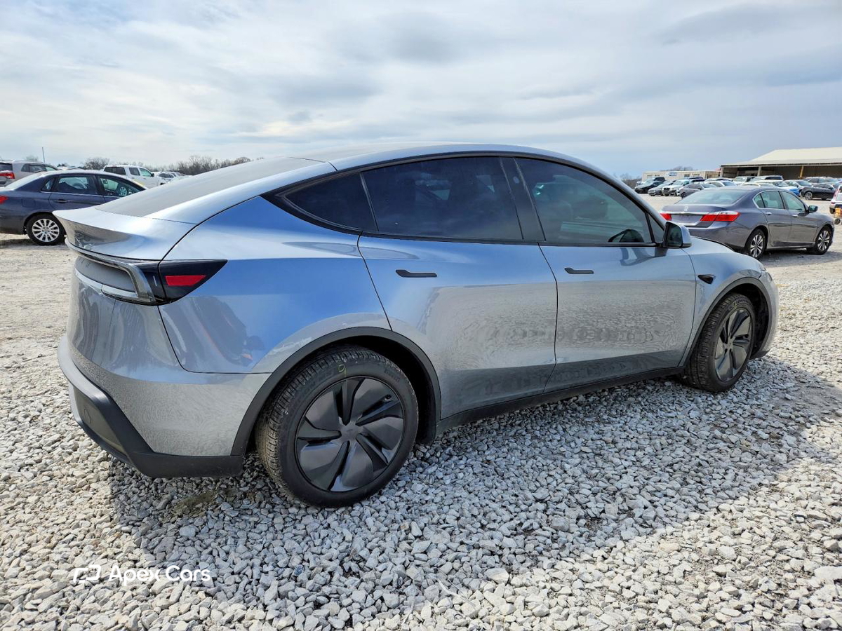 Tesla Model Y 2026