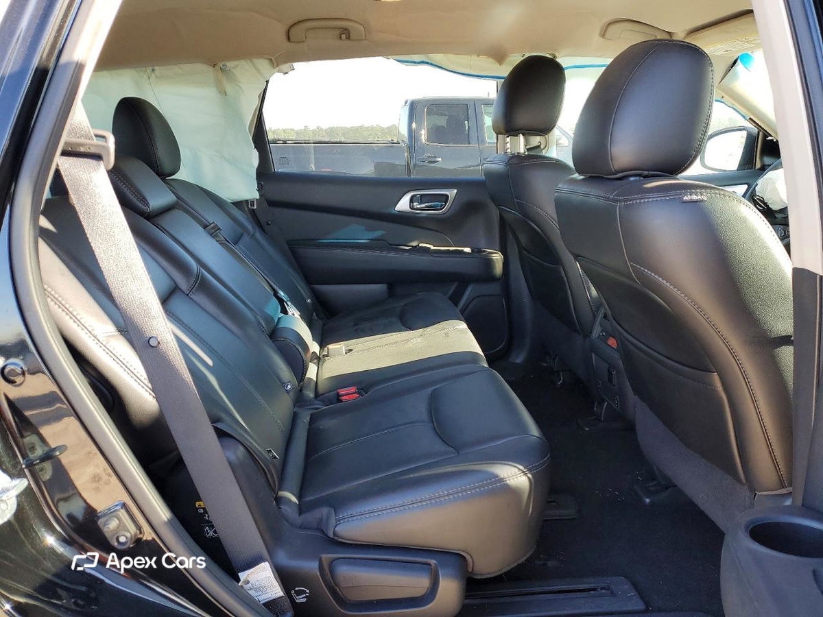 Nissan Pathfinder 2016
