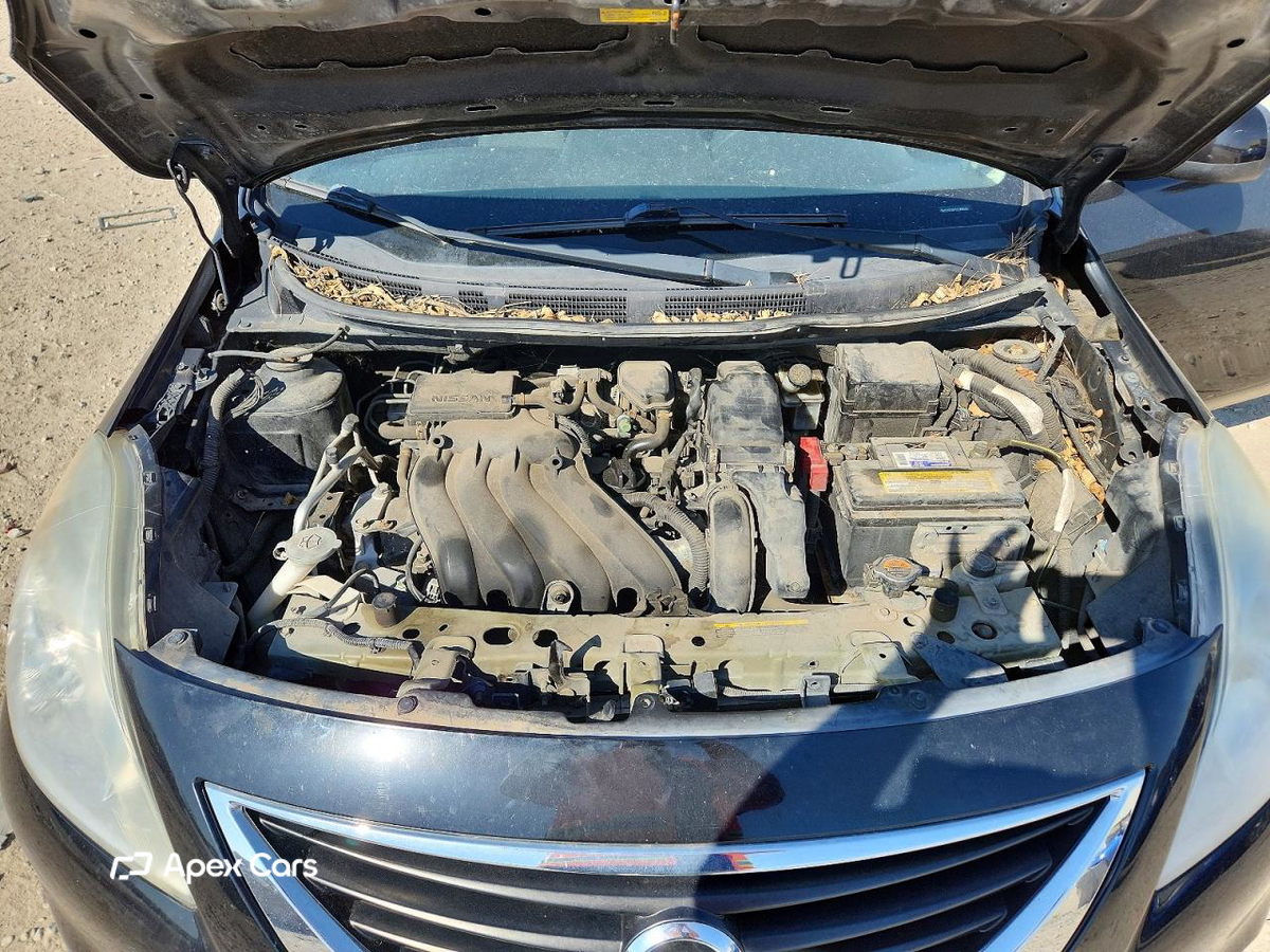 Nissan Versa 2012
