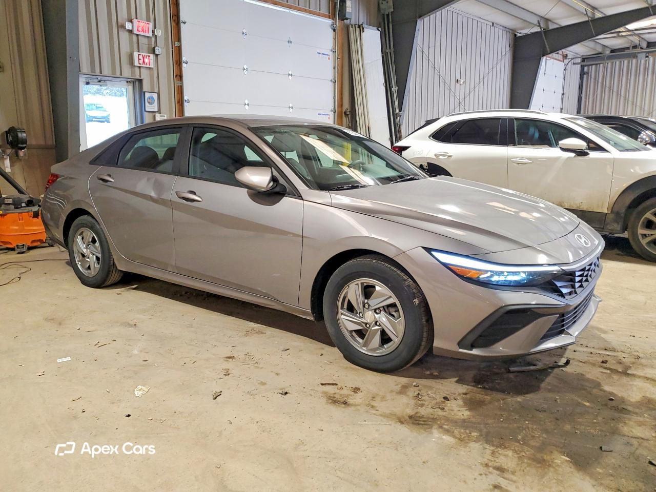 Hyundai Elantra 2024