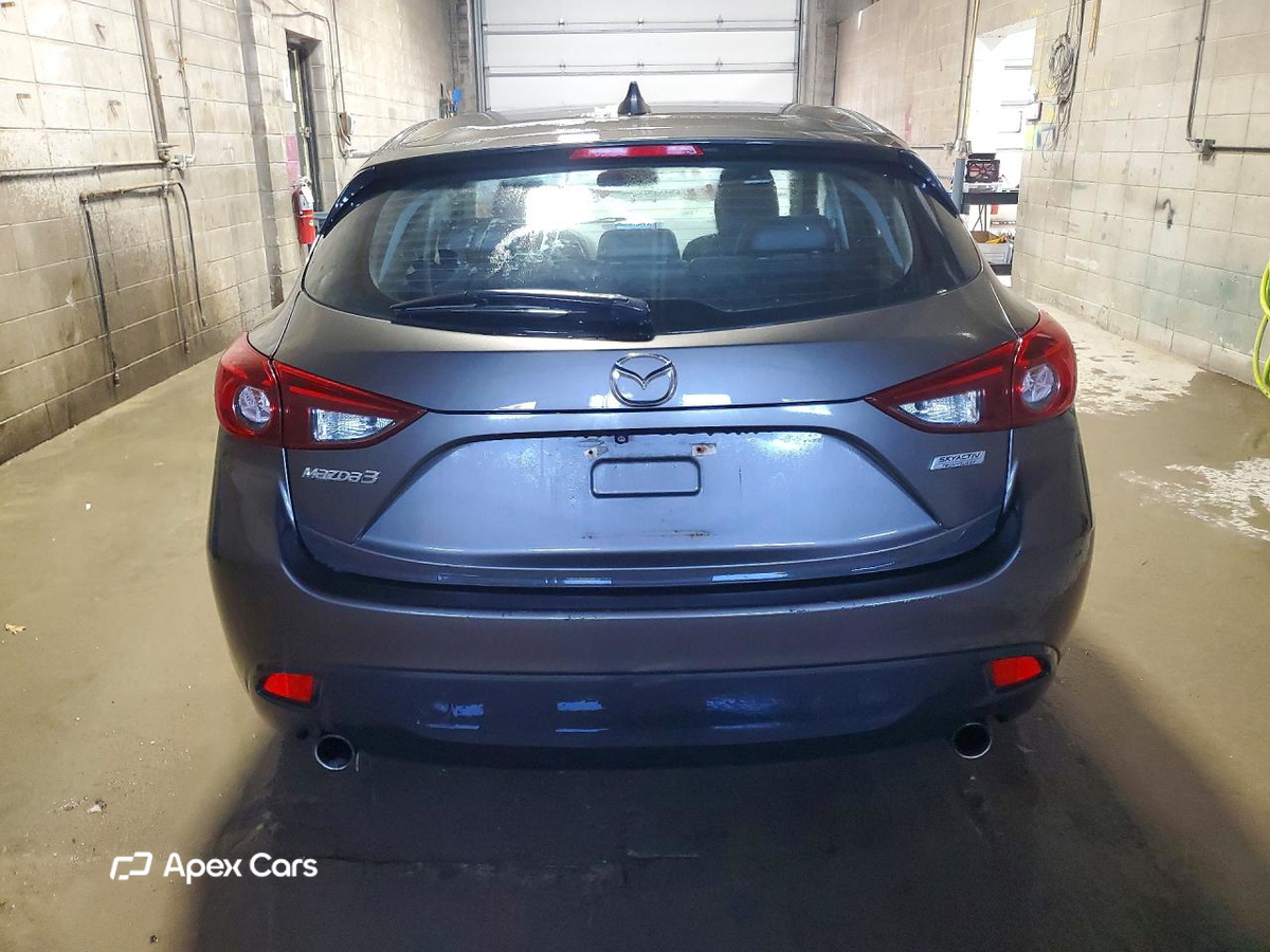 Mazda 3 2015