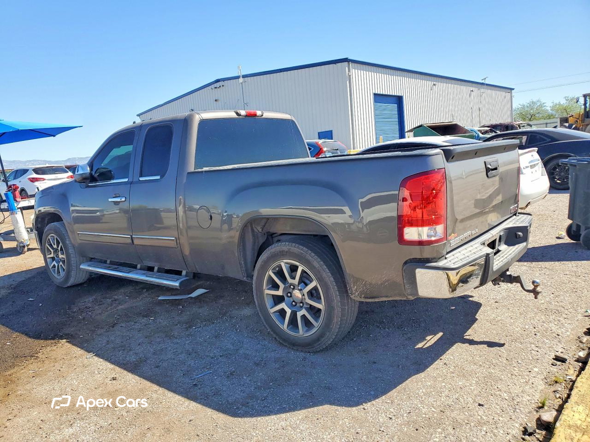 GMC Sierra 2013