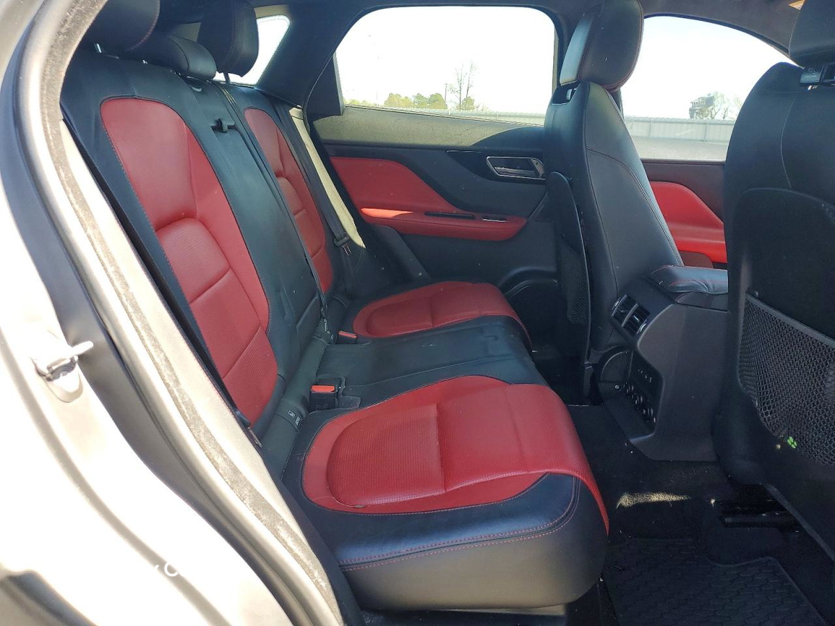 Jaguar F-Pace 2019
