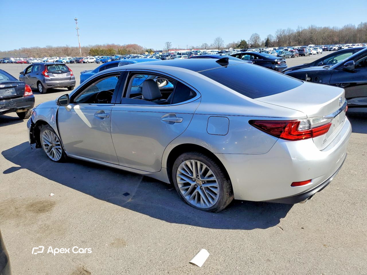 Lexus ES 2016