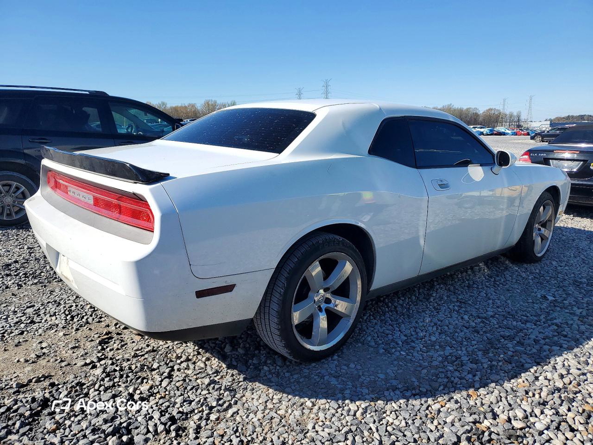 Dodge Challenger 2010