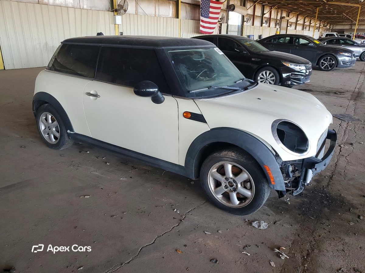 MINI Cooper 2010